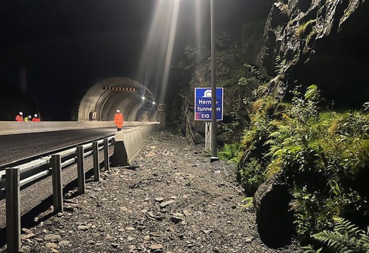 Tunneloppgraderingen i E16 Hernestunnelen er blant de Vegvesen-arbeidene som tar helt fri i påsken, for å sikre fremkomsten for alle som skal til og fra påskeferie. (Foto: Statens vegvesen)