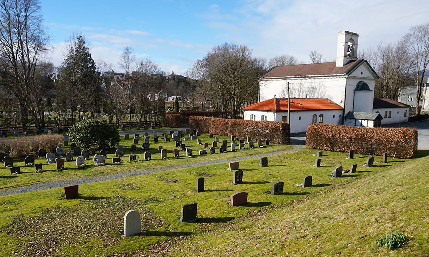 Vil grava på kyrkjegard i søk etter Trine Frantzen