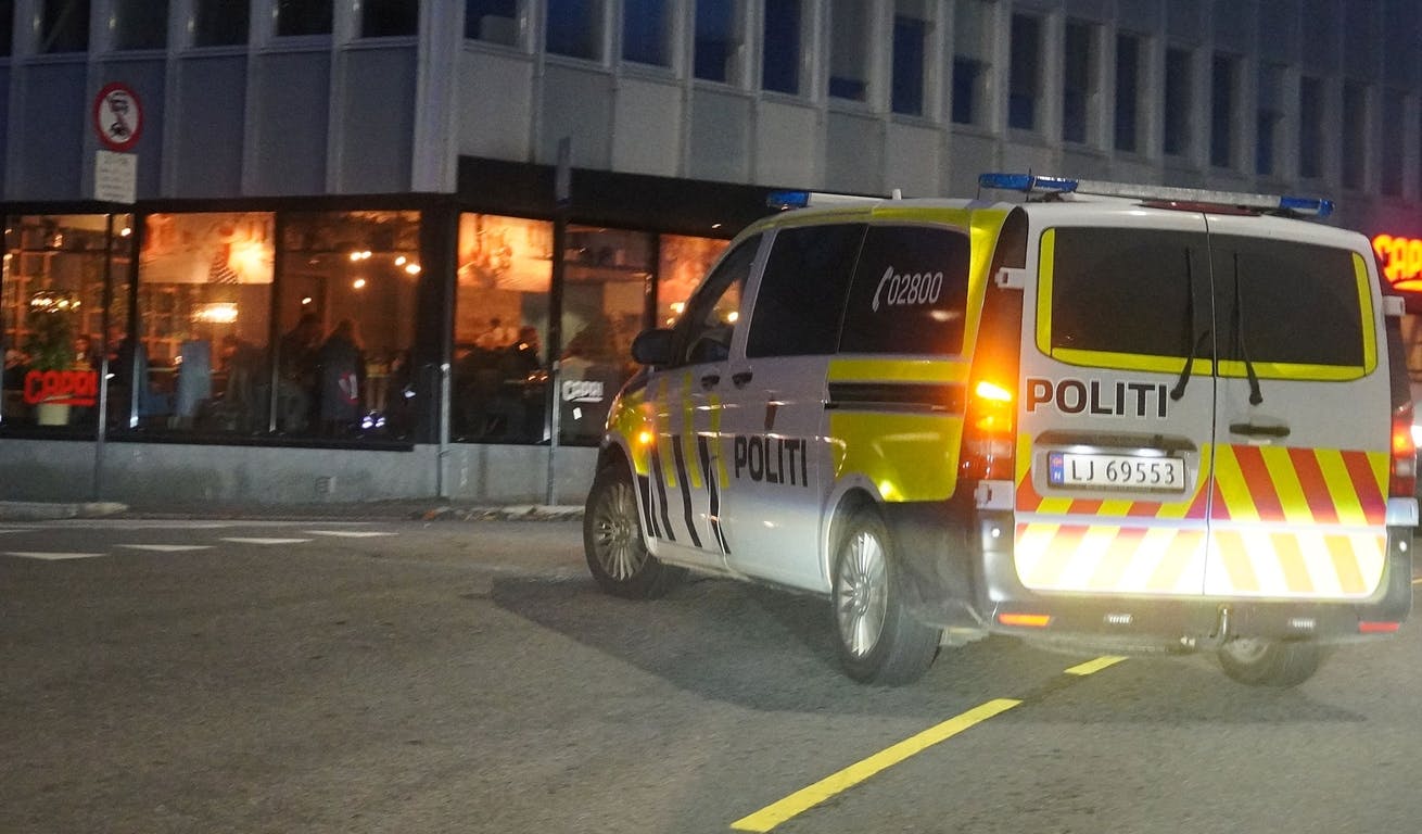 Politiet kontrollerte ein bilist på Osøyro i natt. (Arkivfoto: Kjetil Vasby Bruarøy)