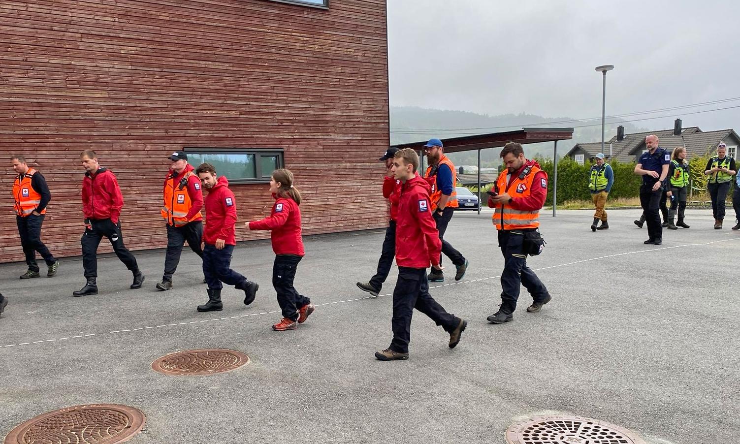 Leitemannskap hadde base på Lunde barneskule. (Foto: Elin Johnsen)