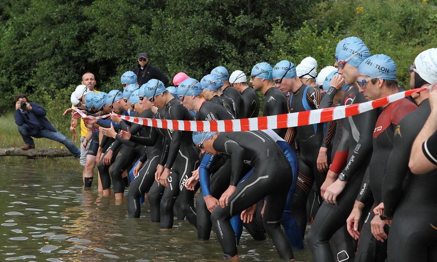 Søndag skal gjengen delta i Os Triathlon.  (Privat foto)