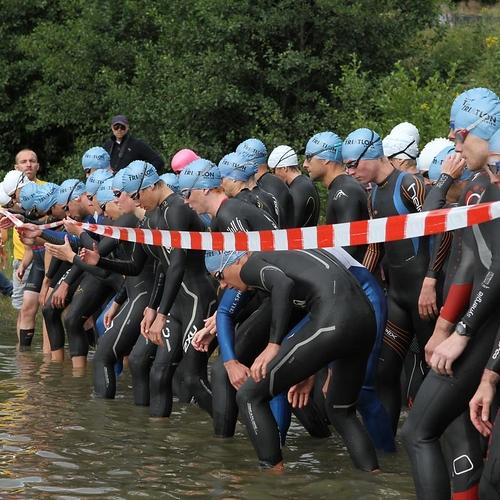 Søndag skal gjengen delta i Os Triathlon.  (Privat foto)