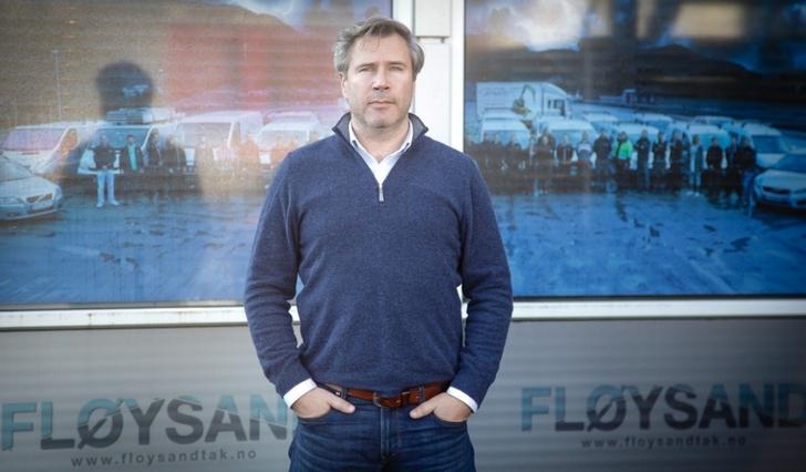 Administrerende direktør i Fløysand Tak, Jan Espen Larsen, fortel at dei har kjøpt 100% av aksjane i Kønig &amp; Nesse AS (arkivfoto: Ørjan Håland)&nbsp;