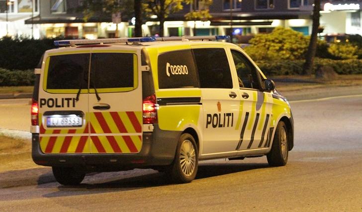 Politiet rykte ut til melding om trugande mann i Os sentrum. (Arkivfoto: Kjetil Vasby Bruarøy)